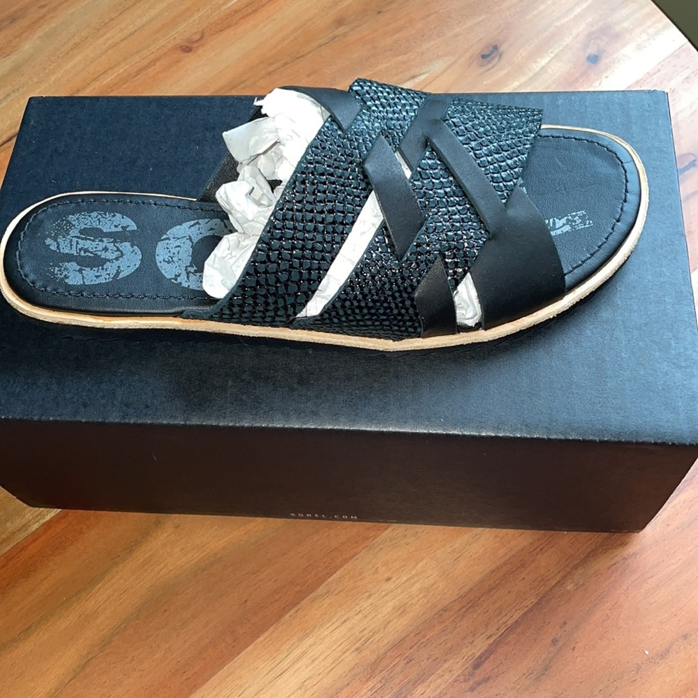 Sorel Sandals - Picture 2 of 3